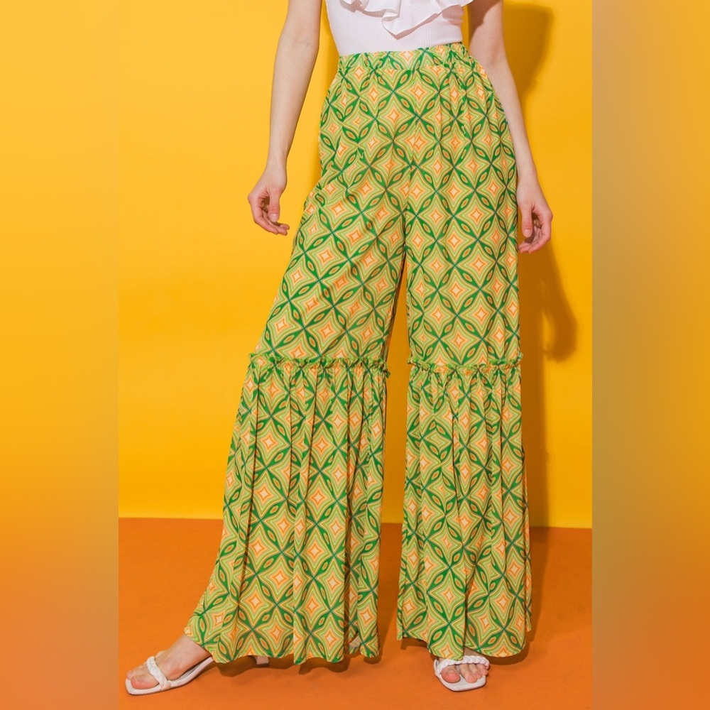 SUGAR BEACH RESORT WOVEN
PANTS Size: Small